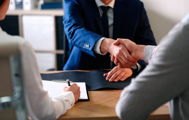 Business Partnership Agreement: What to Include